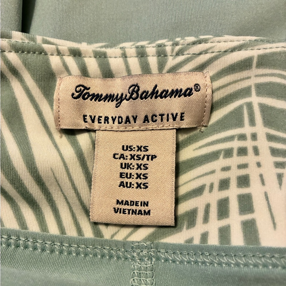 NWT Tommy Bahamas Everyday Active 2 Pc Golf Set. V -Neck Skort Skirt W Top - Picture 7 of 13